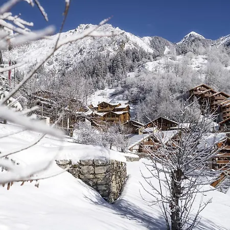Cosy 2-4 Pers Avec Terrasse, Parking Et Wifi A Champagny-en-vanoise - Fr-1-638-8 Apartment *